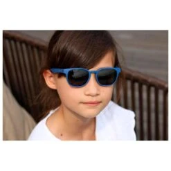 Lunettes De Soleil Mundaka Optic Khali Matte Blue Smoke Polarized -Julbo Boutique 7f7f19bbaee08c9243a7de8c917bd503ac9ab5c7 E23MUNOLUN354118 MUNO0677146 902